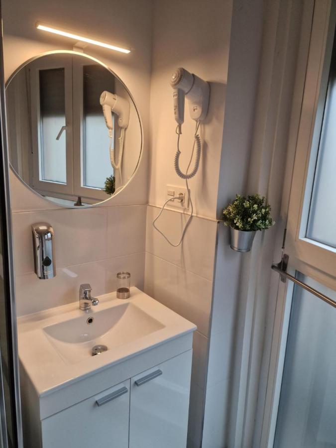 Hostal Esparteros Madrid Dış mekan fotoğraf