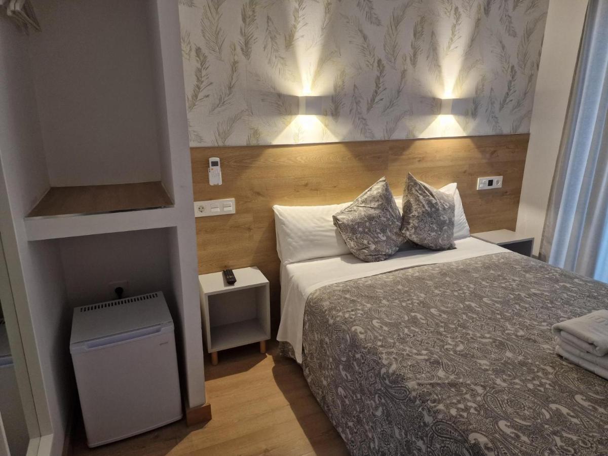 Hostal Esparteros Madrid Dış mekan fotoğraf