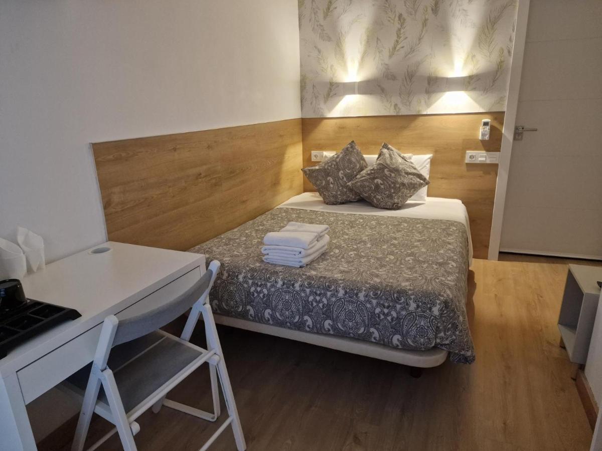 Hostal Esparteros Madrid Dış mekan fotoğraf
