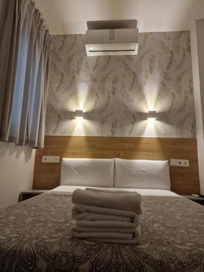 Hostal Esparteros Madrid Dış mekan fotoğraf