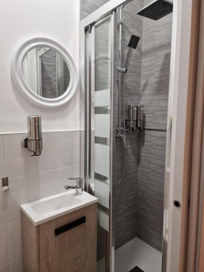 Hostal Esparteros Madrid Dış mekan fotoğraf