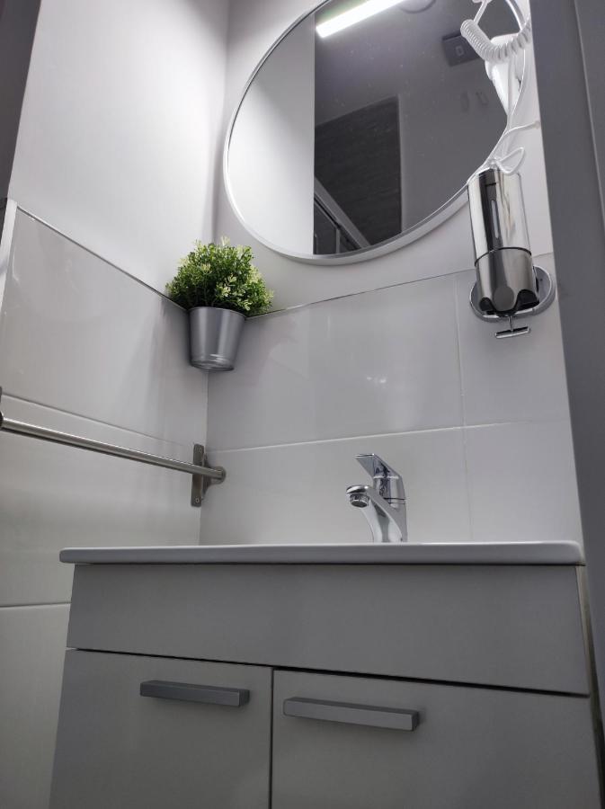Hostal Esparteros Madrid Dış mekan fotoğraf