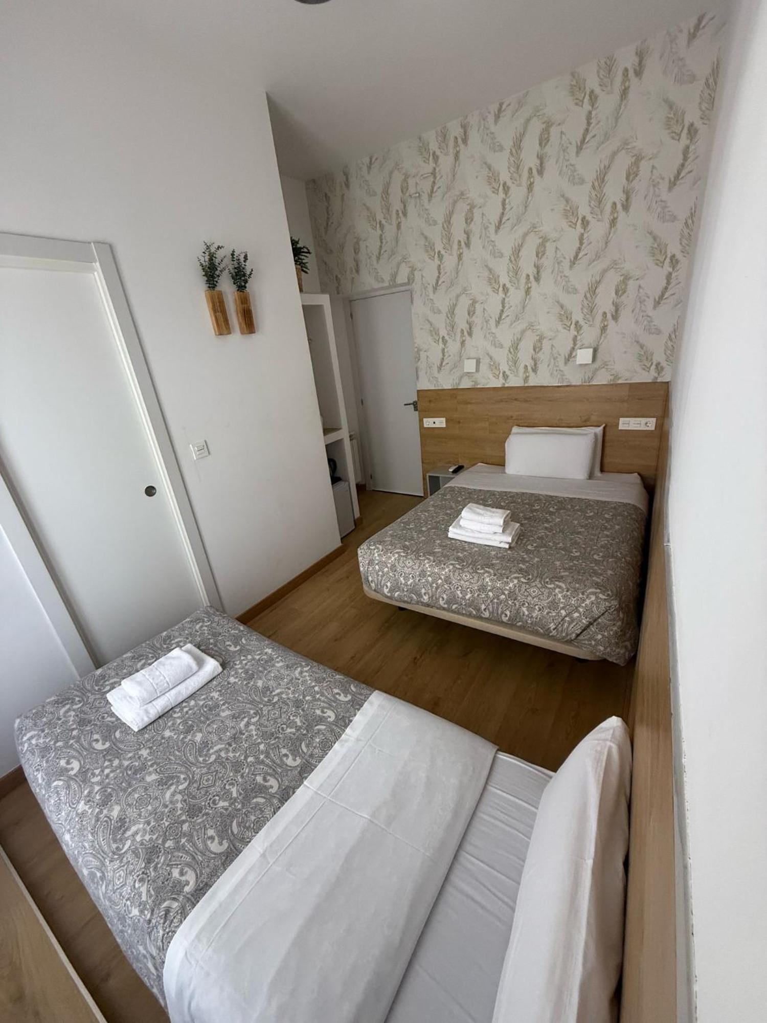 Hostal Esparteros Madrid Dış mekan fotoğraf
