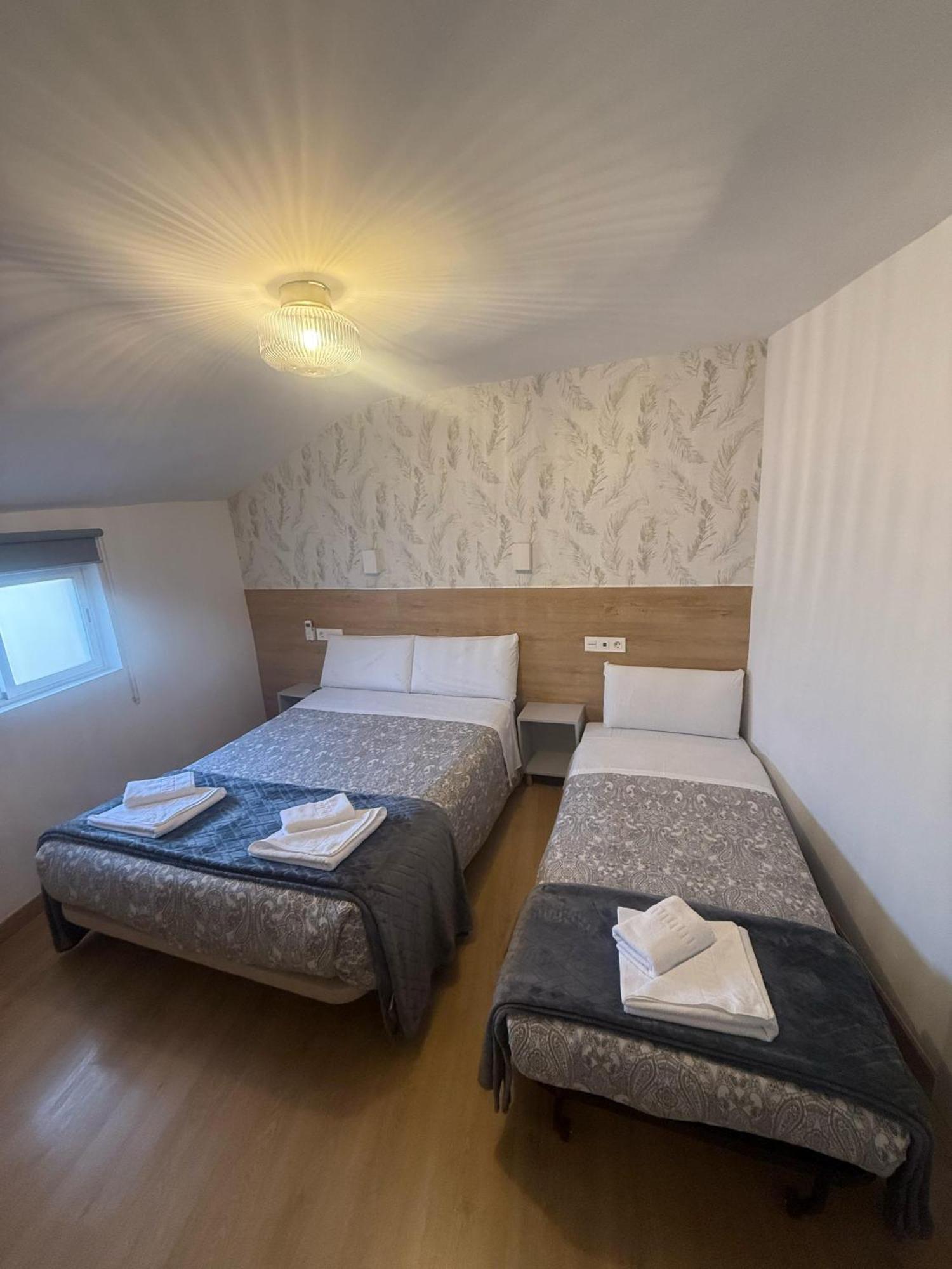 Hostal Esparteros Madrid Dış mekan fotoğraf